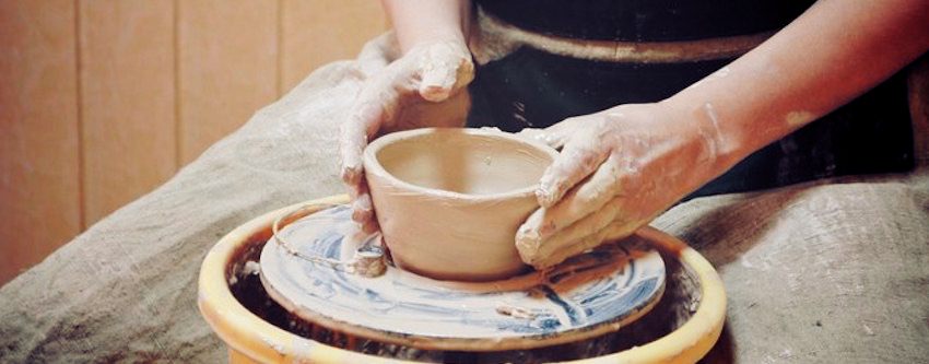 Как сделать отворот самостоятельно от соперницы или любовницы. Обряд с глиняной чашкой