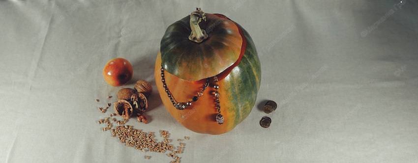 Обряд с тыквой на богатство и изобилие от мага Марианны